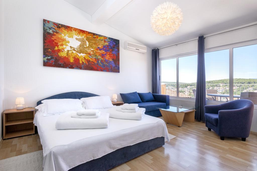 Big Blue Apartment Jelsa  Luaran gambar